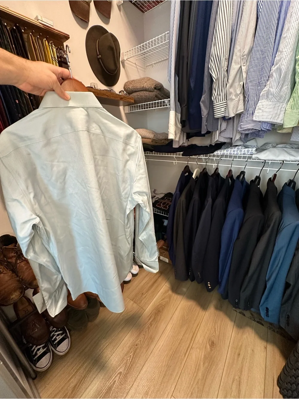 Banana Republic Men's Pale Blue Dress Shirt